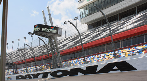 photo of the daytona speedway